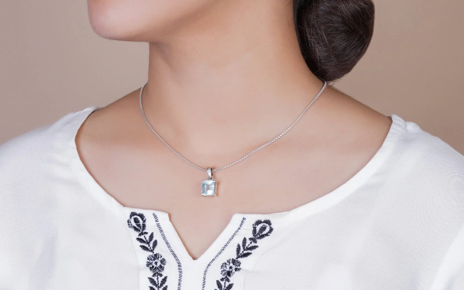 Aquamarine Pendant – 4.98 Carat / 5.5 Ratti [GM01039] - Image 3