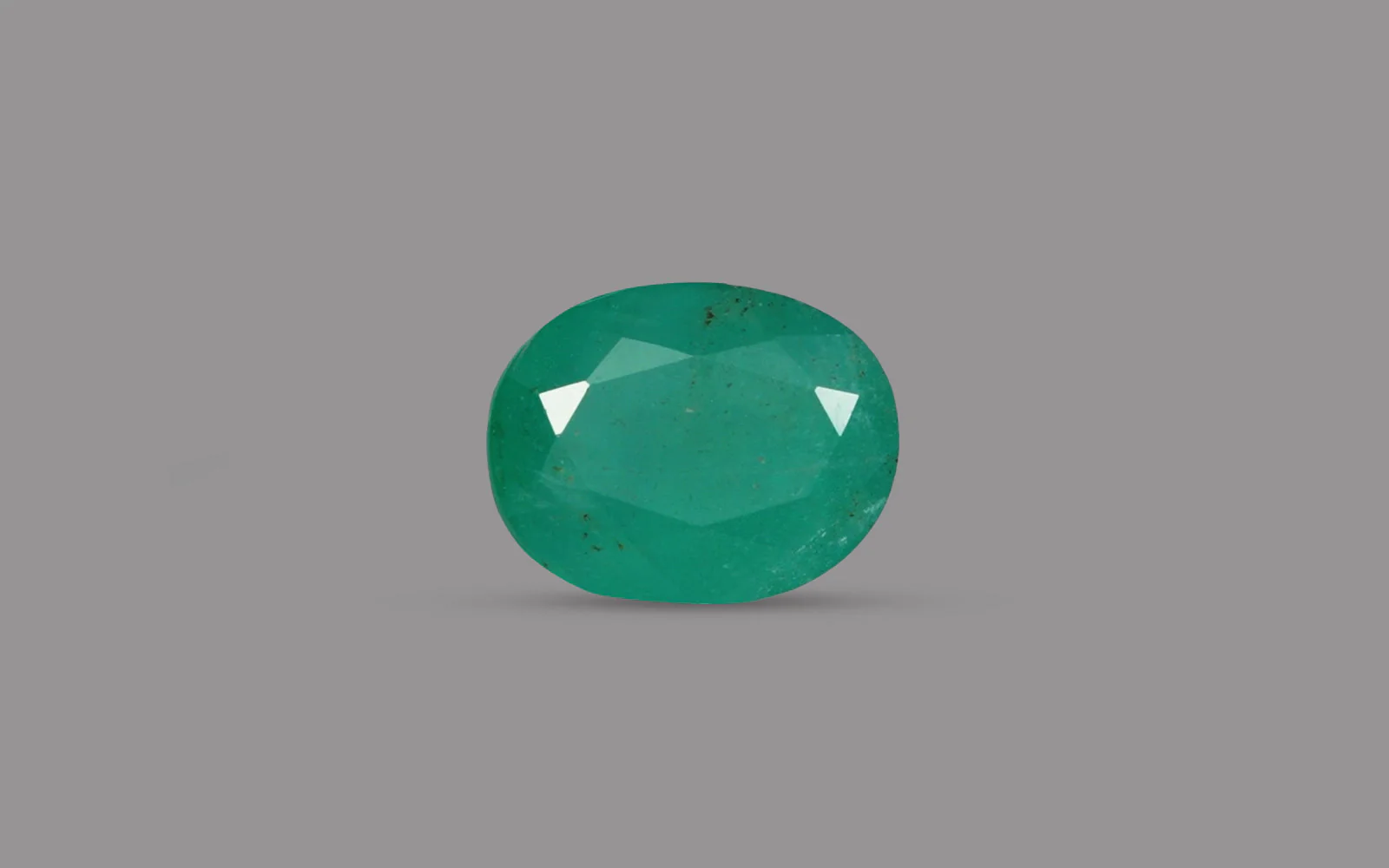 Emerald (Panna) – 5.05 Carat / 5.6 Ratti [GM09851]