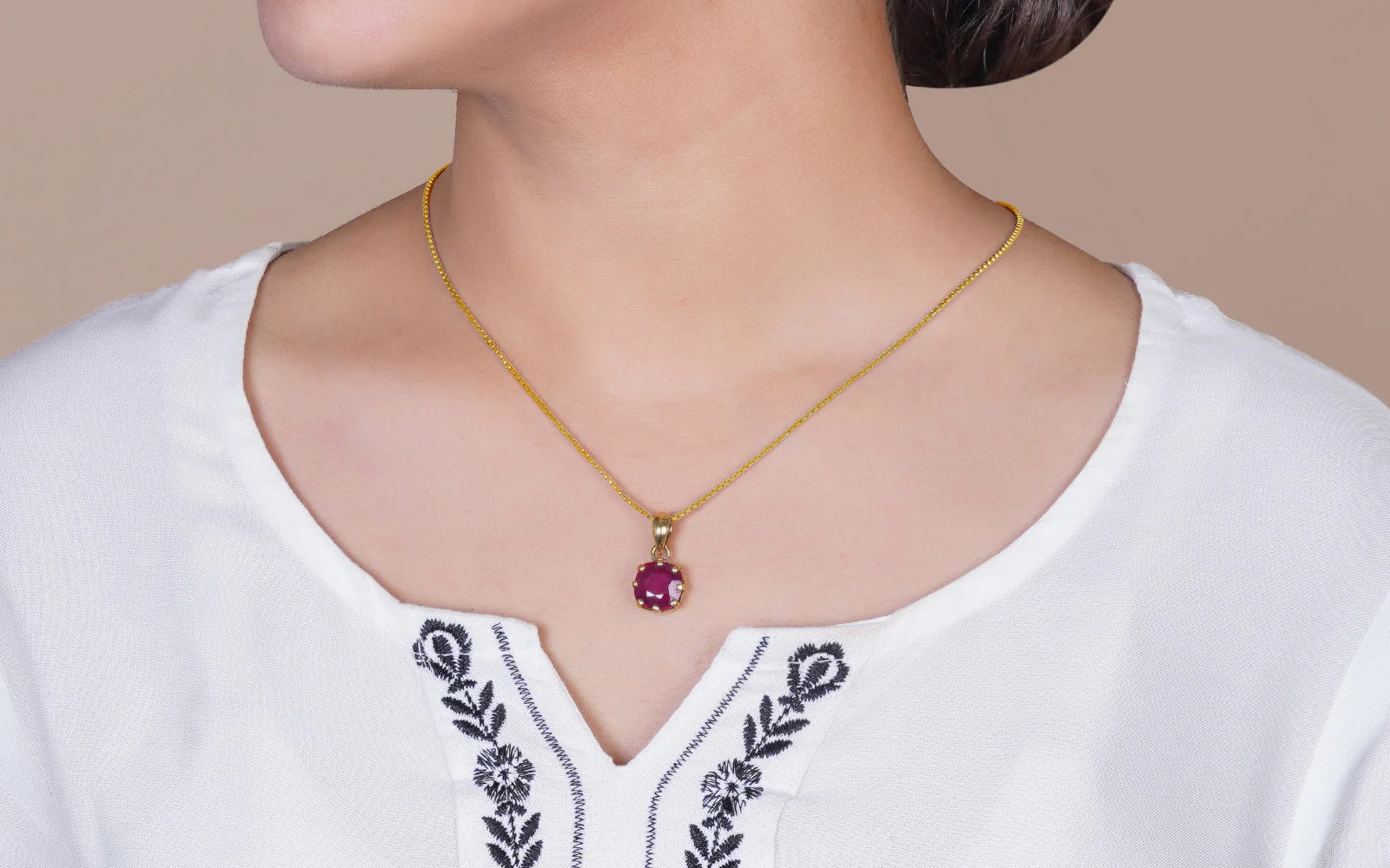 Glass Filled Ruby Pendant – 8.37 Carat / 9.2 Ratti [GM02702] - Image 3