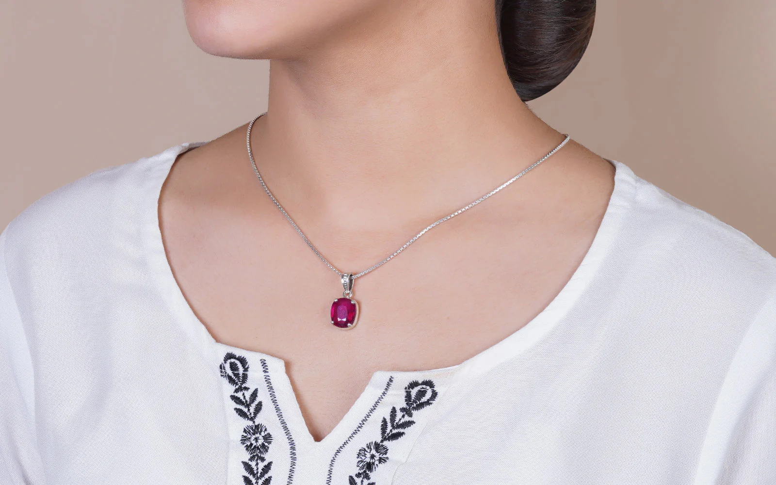 Glass Filled Ruby Pendant – 9.1 Carat / 10 Ratti [GM02708] - Image 3