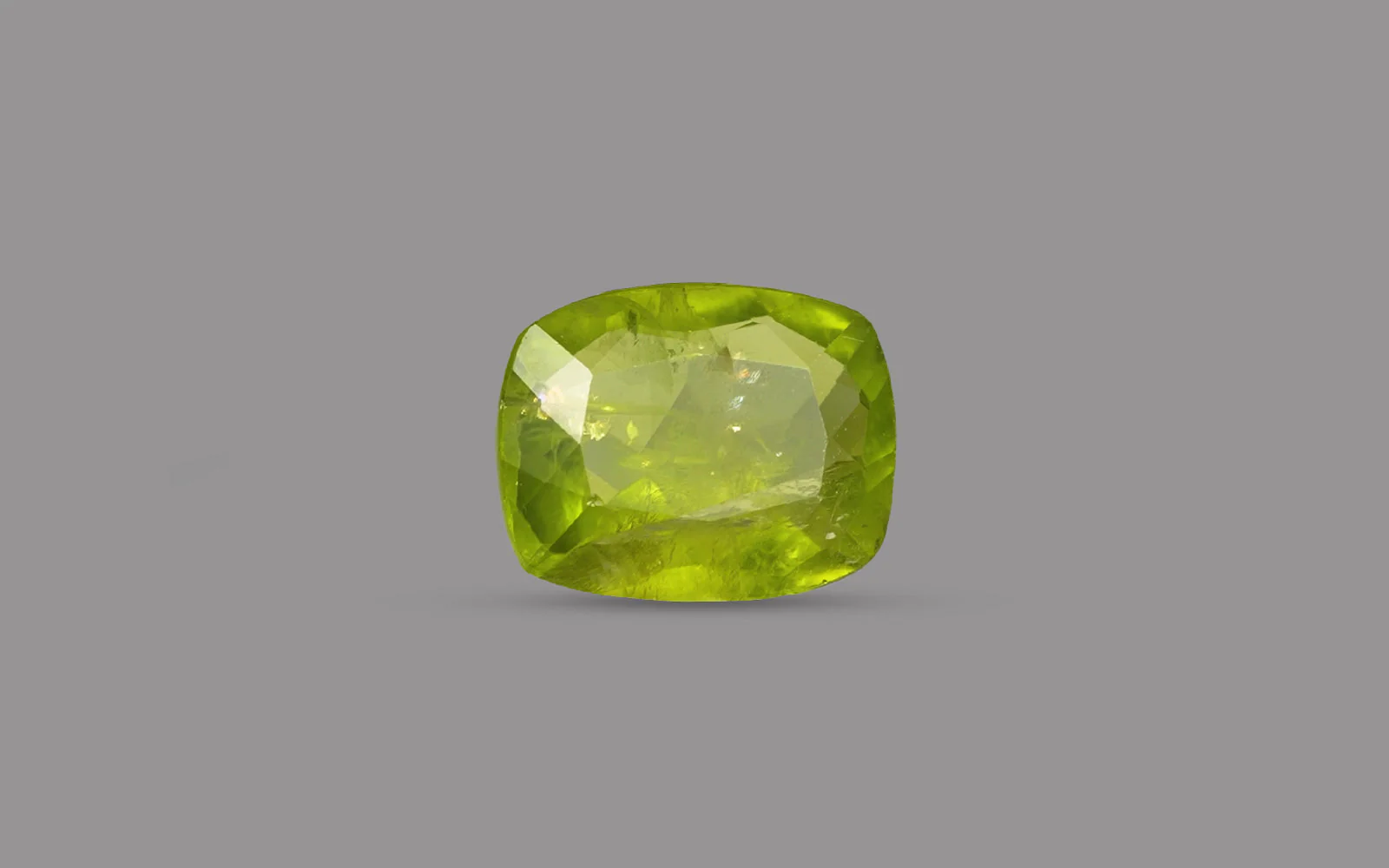 Peridot – 6.47 Carat / 7.1 Ratti [GM09809]