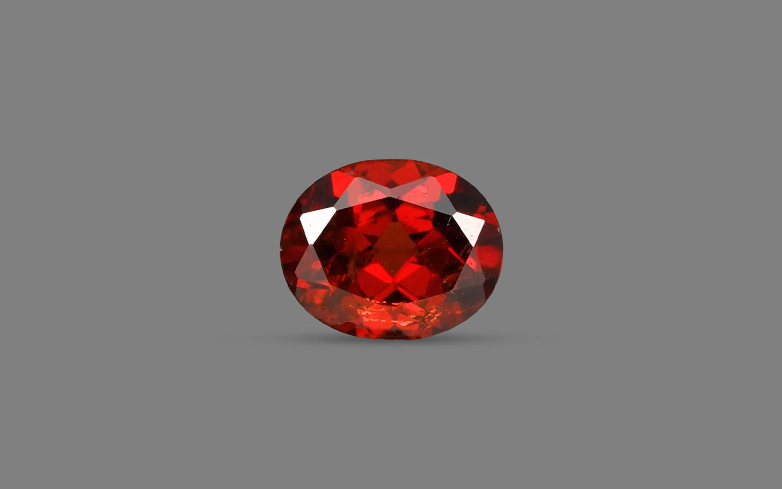 Red Garnet – 4.32 Carat / 4.8 Ratti [GM09894]
