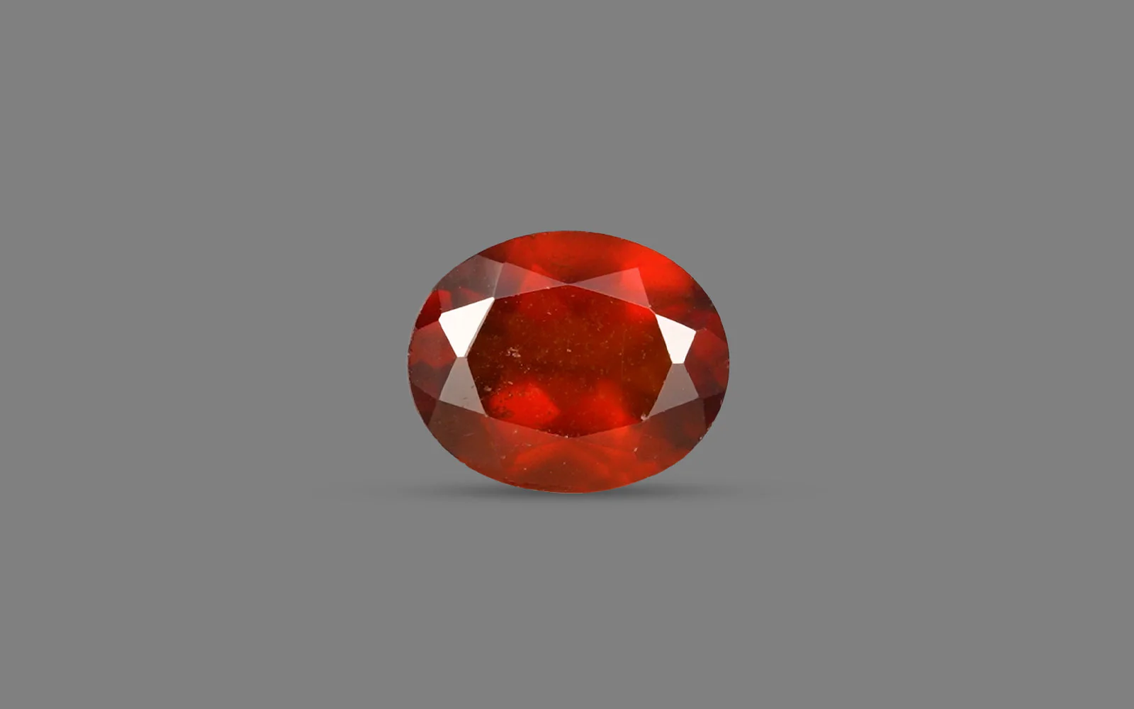 Red Garnet – 4.24 Carat / 4.7 Ratti [GM09895]