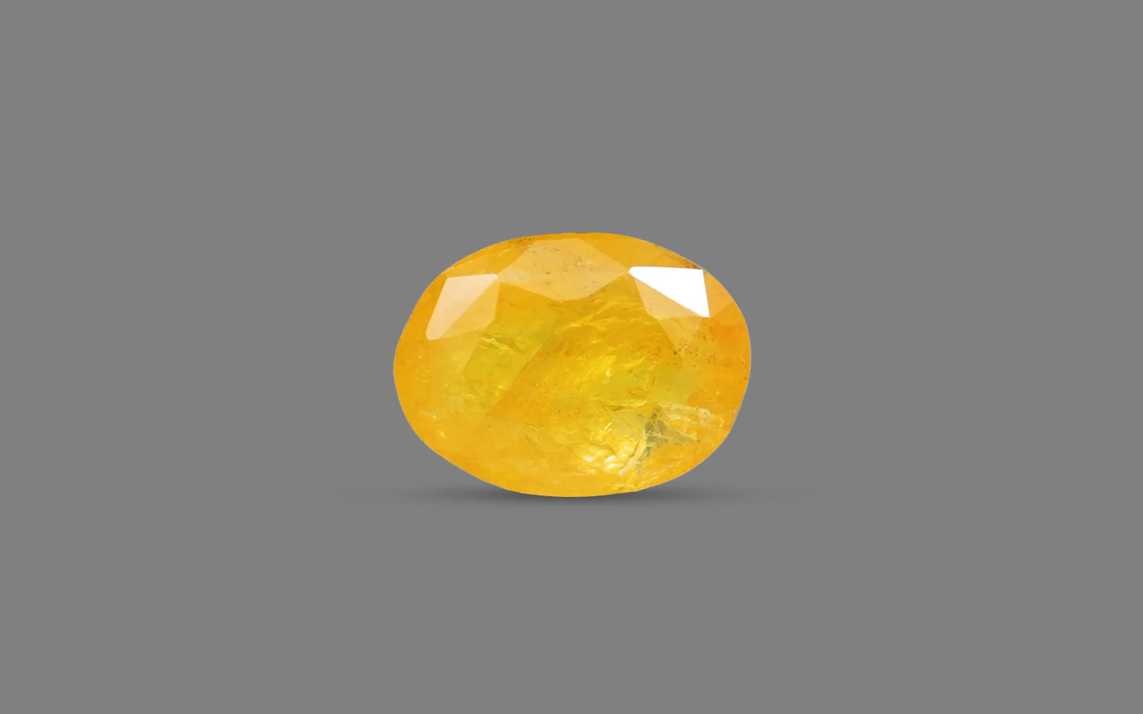 Yellow Sapphire (Pukhraj) – 4.54 Carat / 5 Ratti [GM10021]